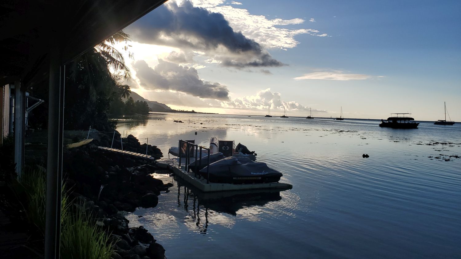 Moorea Beach Restaurant 